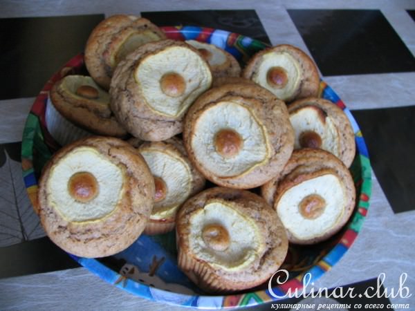 Яблочные кексы с корицей