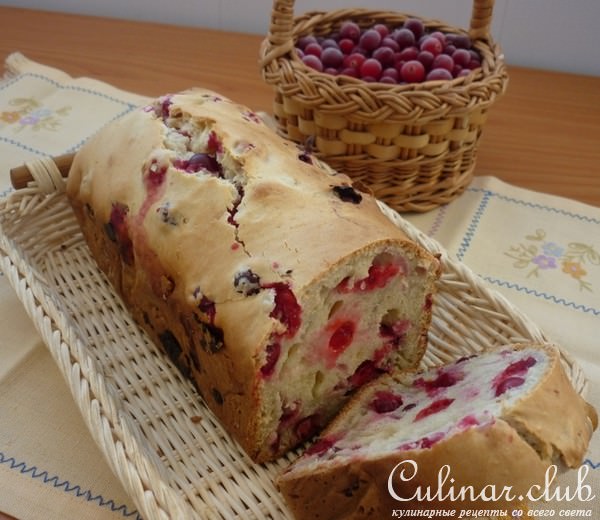 Кекс с клюквой