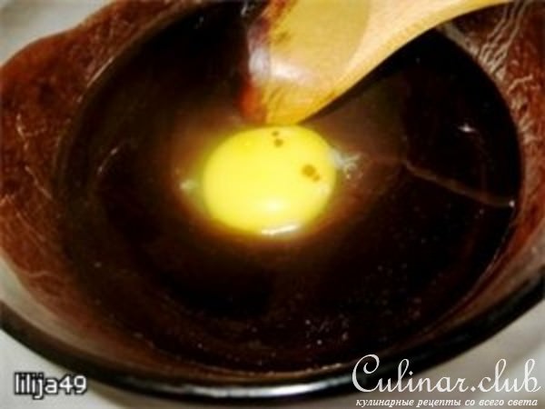 Экспресс-кекс шоколадный c изюмом