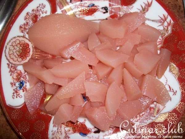 Корзиночки с маринованной грушой с желе