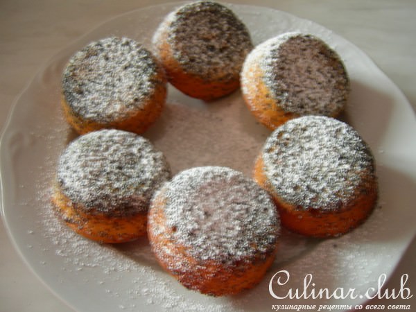 Творожно-сметанный кекс с изюмом и цукатами
