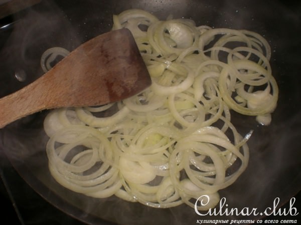 Пицца( замечательное тесто для неё) с креветками- вариант.
