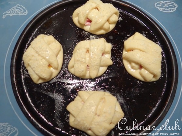 Булочки с ветчиной и сыром