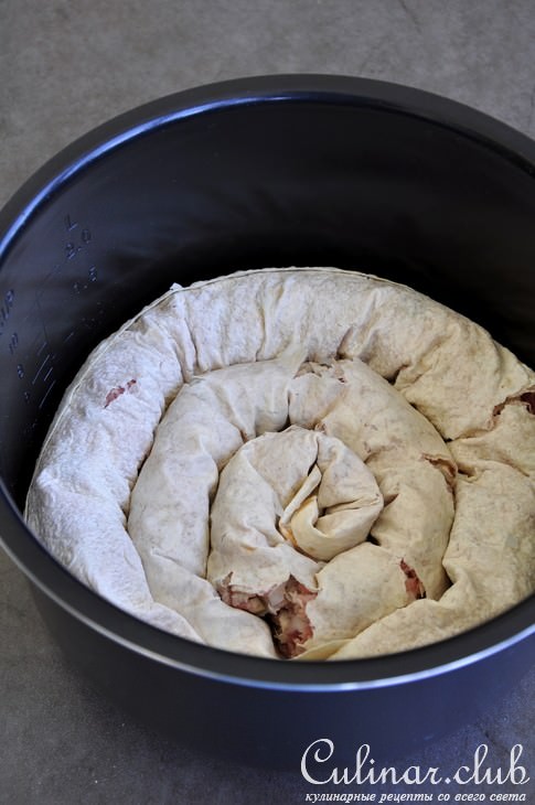 Быстрый мясной пирог в мультиварке 