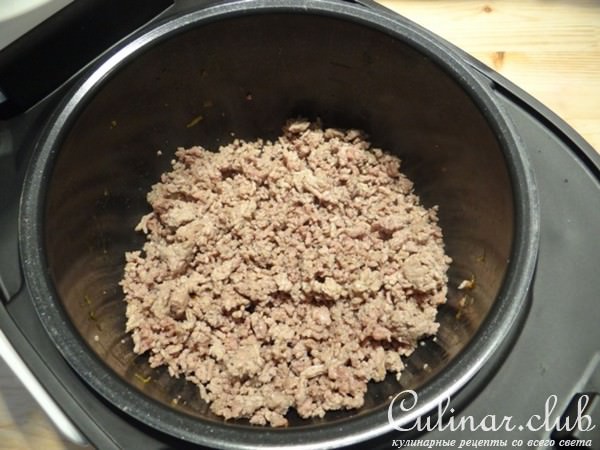 Пирог из сладкого перца и фарша