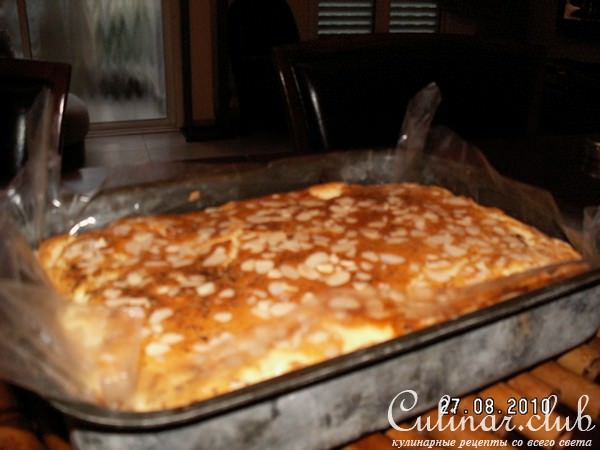Пай с сыром и с миндалём