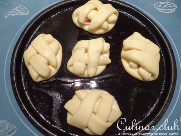 Булочки с ветчиной и сыром