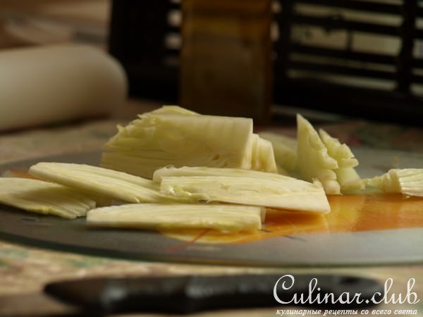 Киш с форелью, креветками и фенхелем