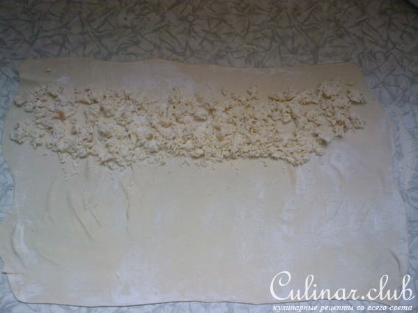 слоёная улитка с сыром