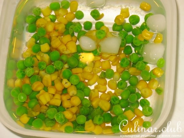 Пицца мясная и соус для пиццы