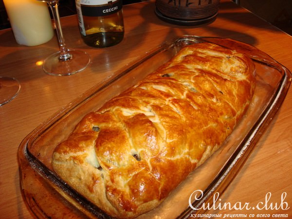Быстрый мясной пирог с грибами