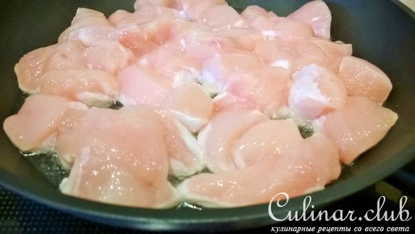 Киш с курицей, перцем и вялеными томатами