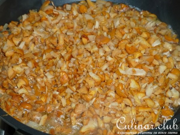 "Сигары" с лисичками и кускусом