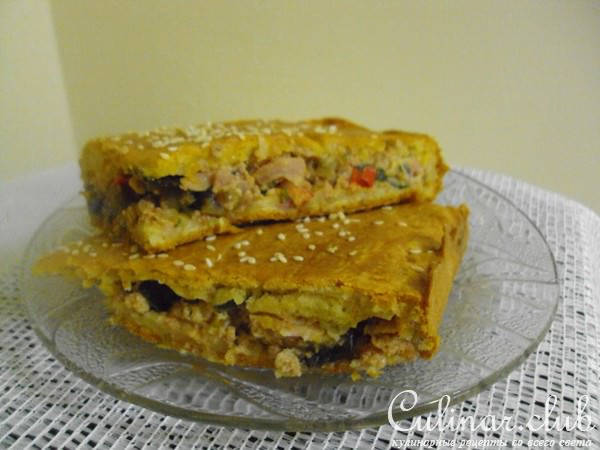 Пирог мясной с овощными нотками