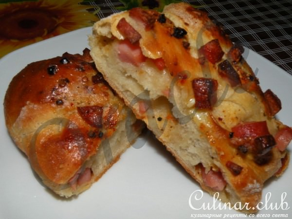 Пикантные косички с сосисками