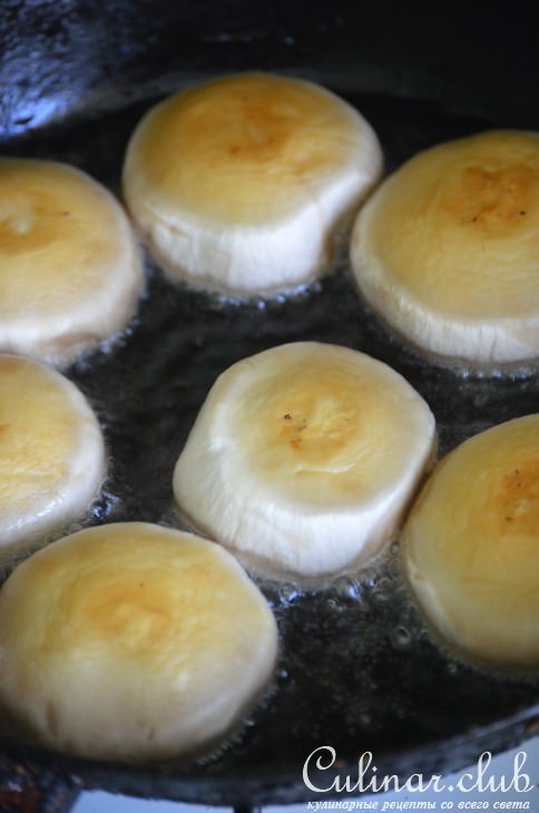 Пирог с грибами и рисом "Грибная полянка"