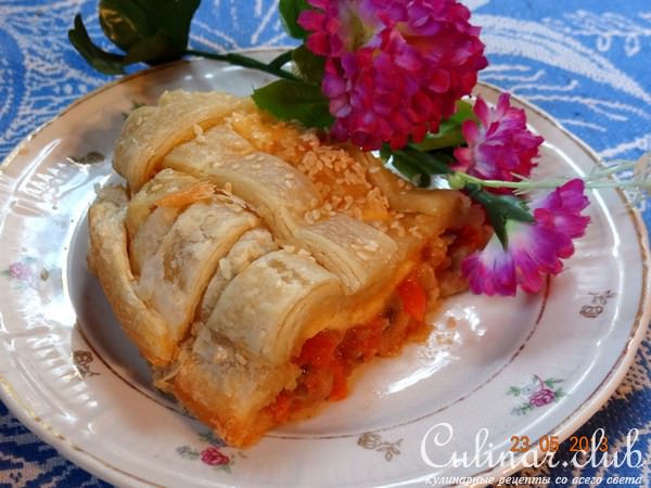 Слоёнка с овощной начинкой в мультиварке