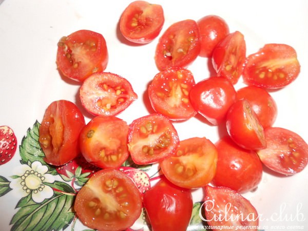 Пицца с овощами и шампиньонами