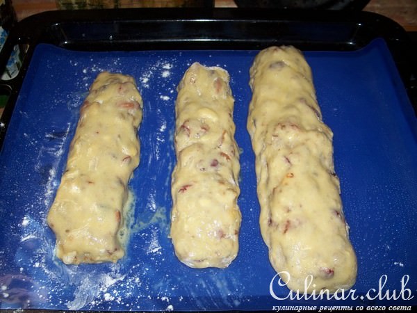 Лимонные бискотти с орехами, семечками и сухофруктами