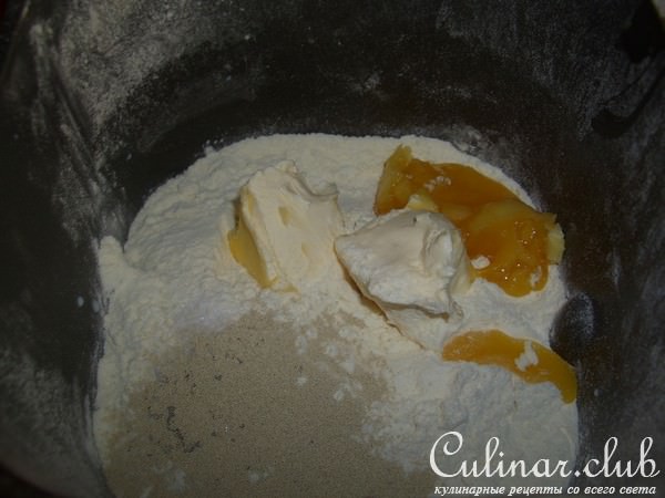 Хлебные палочки с сыром.