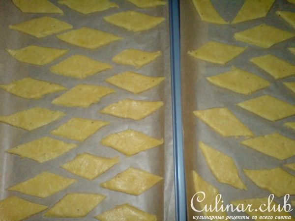 Печенье сырное с кунжутом,маком и льняными семечками
