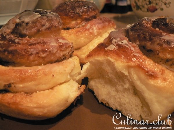 Булочки с маслом и корицей