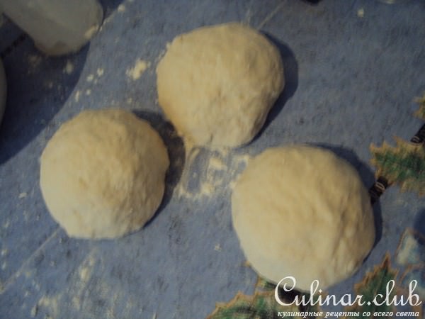 Слоеная самса со шпинатом и сыром
