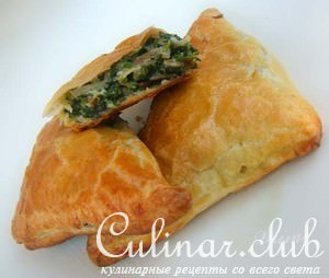 Пирожки с беконом, шпинатом и кедровыми орешками
