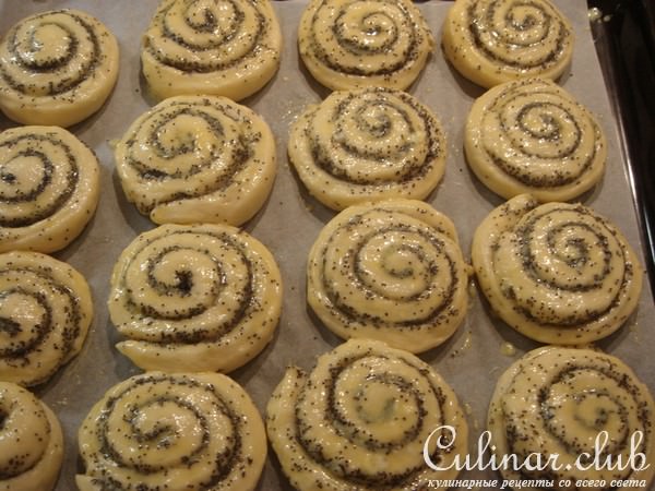 Плюшки с маком.