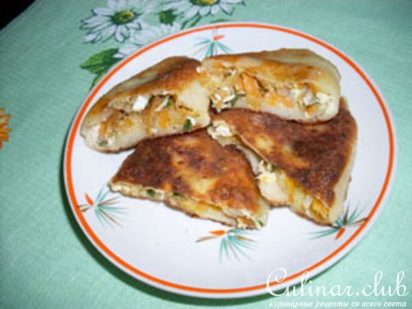 Пирожки с курицей и капустой