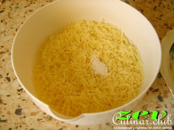 Погоча - турецкие булочки с сыром и кунжутом
