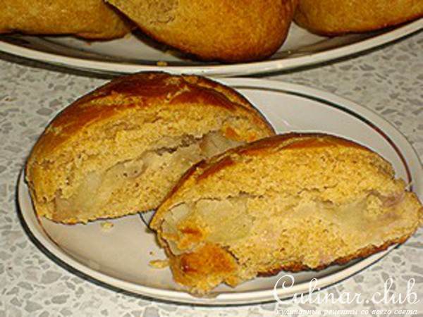 Гороховые пирожки с картошкой