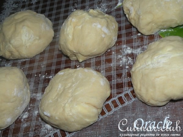 Турецкие лепешки с сыром Фета и укропом. PEYNIRLI PIDE