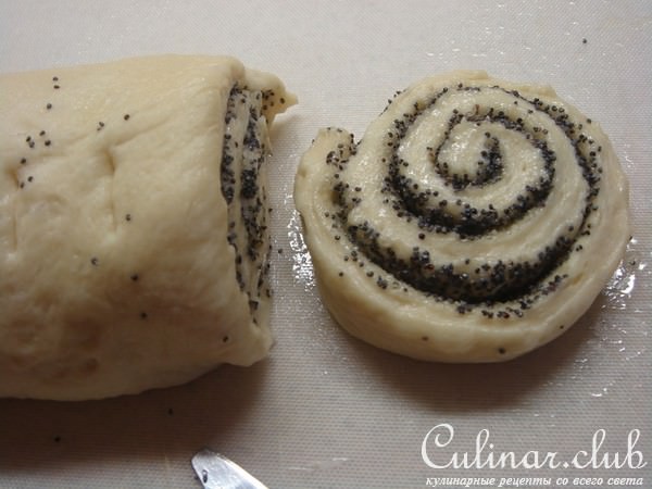 Плюшки с маком.