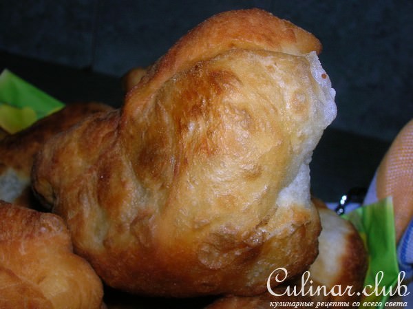 Брики с мясом и сыром