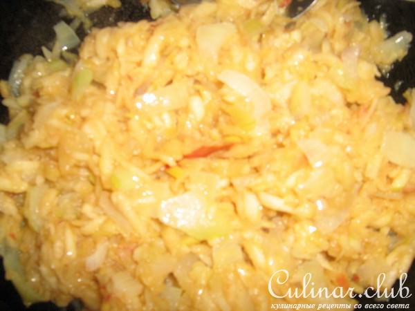 Постные пирожки с луком и...яблоками.