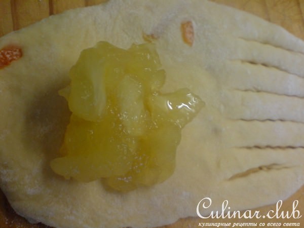 Булочки "Нарядные " с яблоками