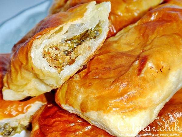 Слойки со щавелем