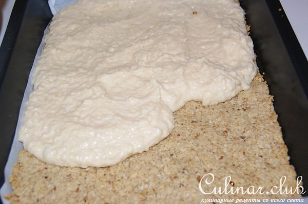 Яблочно-сырные пирожные с хрустящей ореховой корочкой