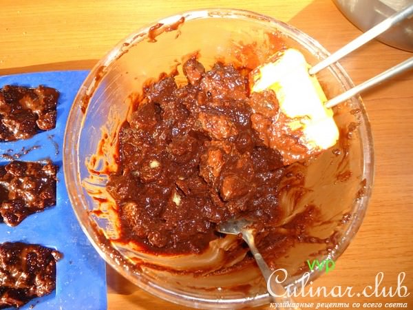 Шоколадное пирожное с финиками ( без выпечки)