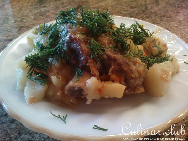 тушеная баранина с овощами 