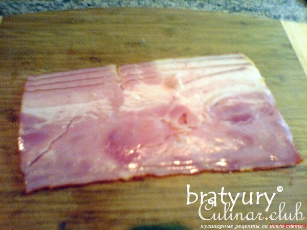 Шампиньоны фаршированные и картофель, печёные в пакете, с соусом "Шрирача"