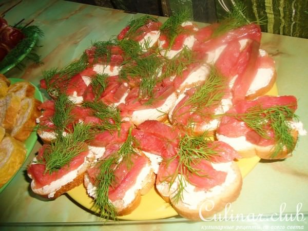 Канапе и другие закуски для девичника