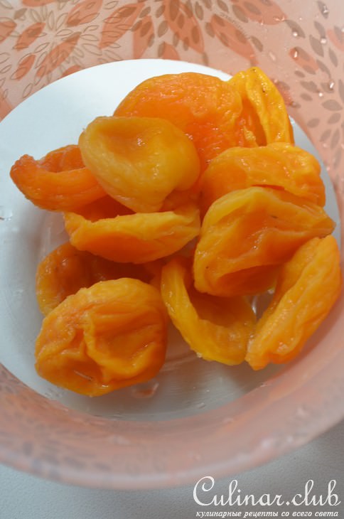 Кисель с курагой и взбитыми сливками