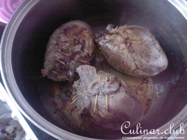 фаршированные телячьи сердца с овощами