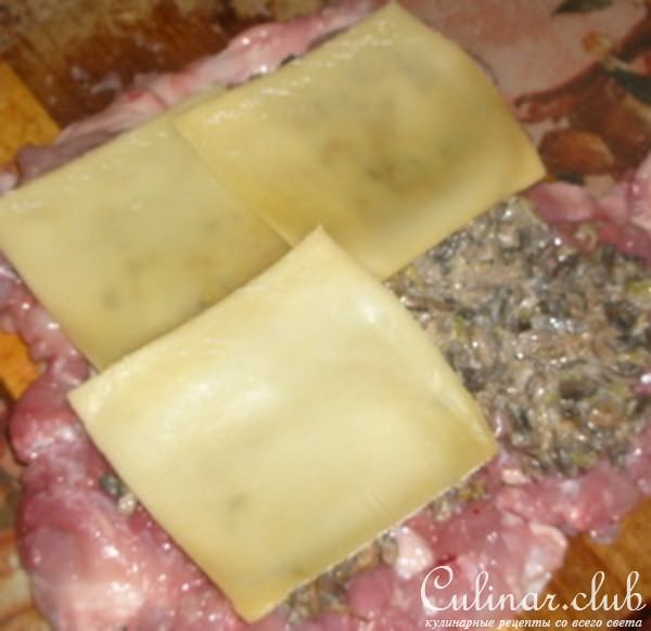 Куриный рулет с грибами