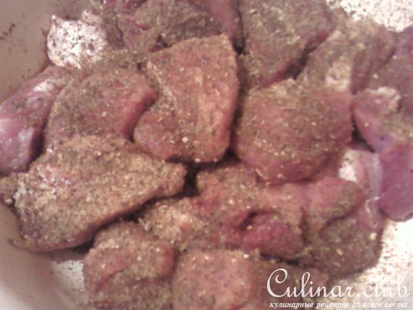 Способ маринования мяса для шашлыка.