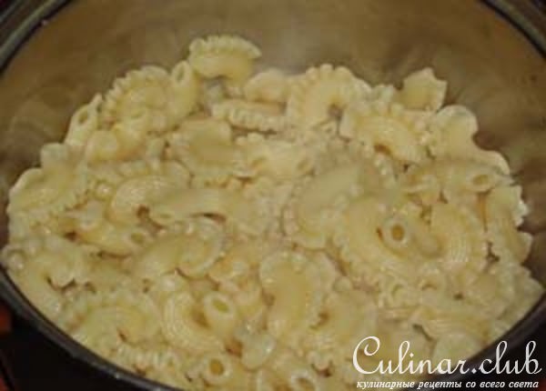 Макароны с зеленым ореховым соусом