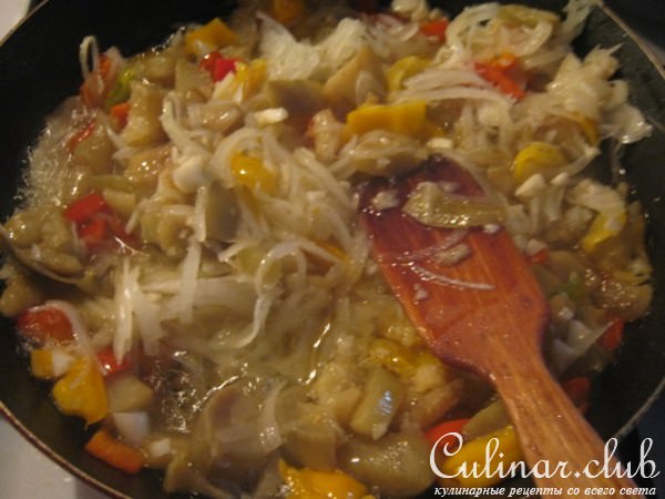 Пассерованные баклажаны с овощами.(Дуэль!)