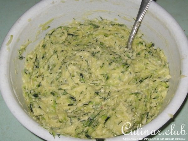 Оладьи с кабачков с сырной шапкой ( возможен вариант) 